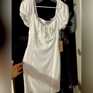 Beautiful white dress! LNWT!